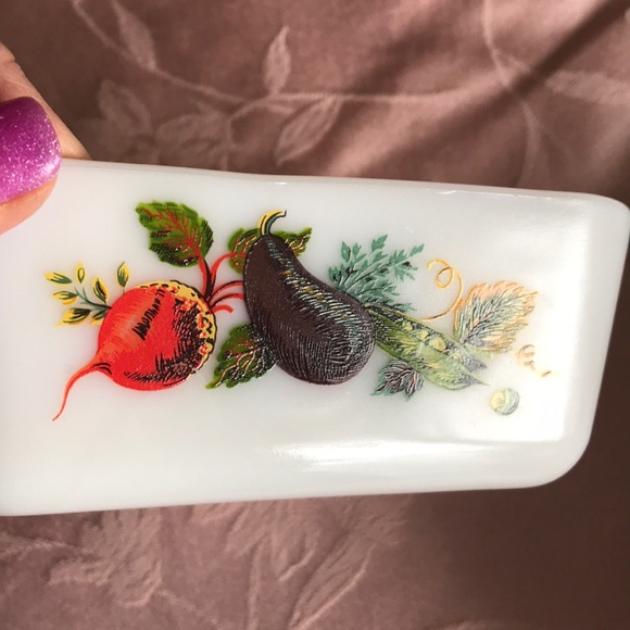 Pyrex triangle refrig dish - Picture 4 of 6